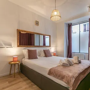 https://mba-splendide-appart-proche-rpublique-1.fr-paris.fr